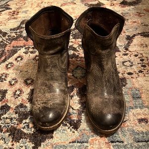 Diba True boots, size 8